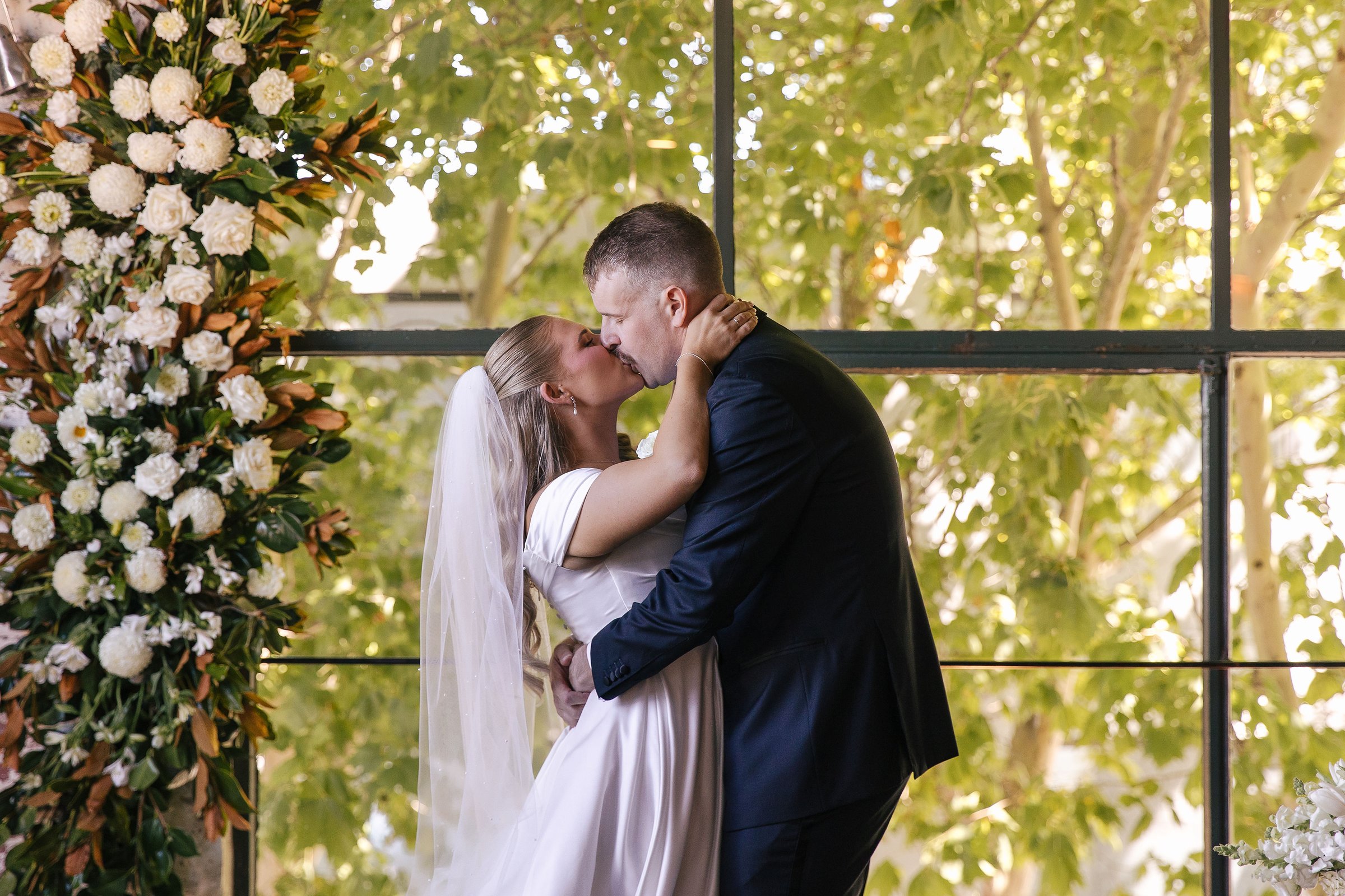 Panama dining room cover