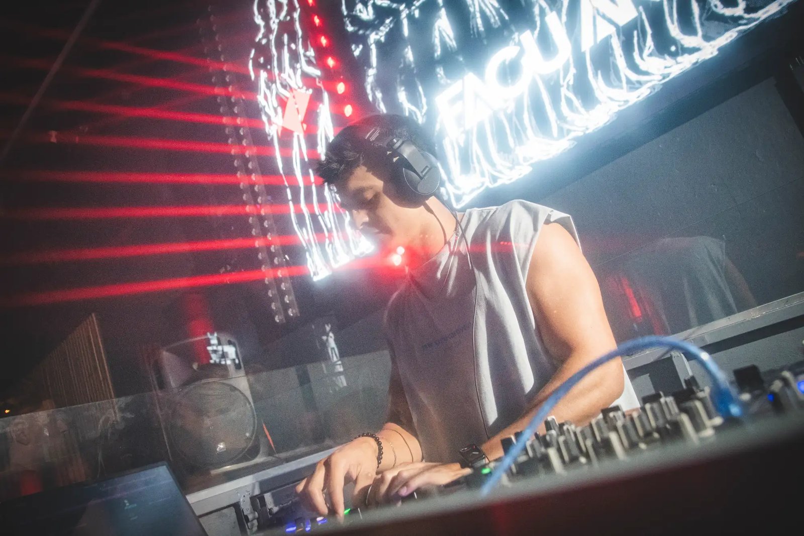 parallax-gallery-image-6