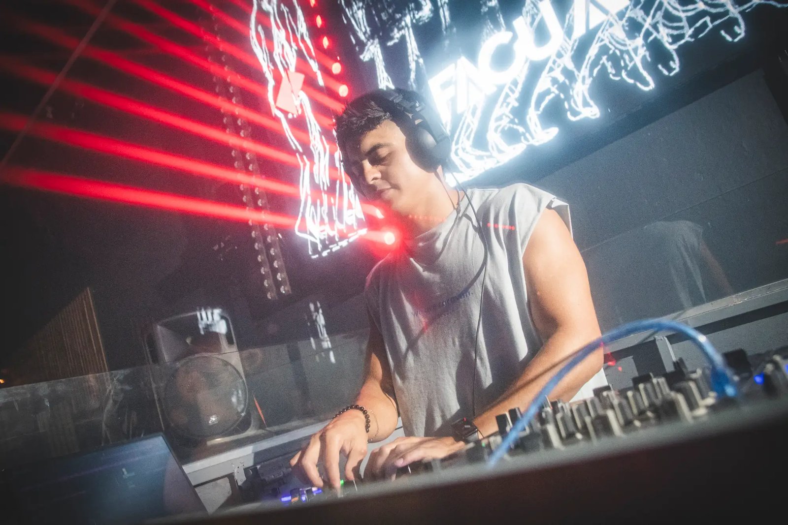 carousel-gallery-image-7