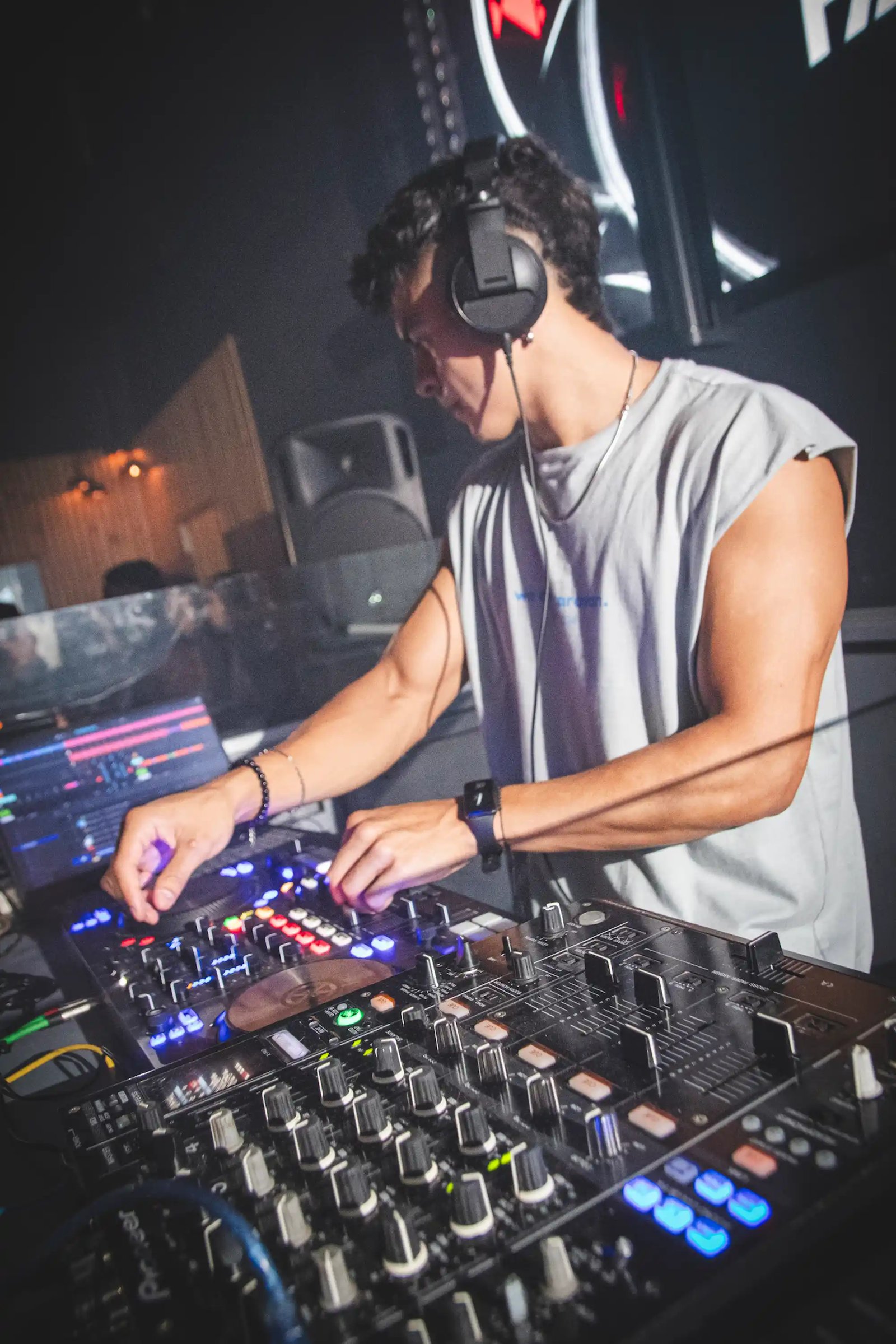 carousel-gallery-image-2