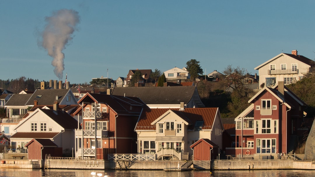 Efficient Air Systems: How Homeowners Can Cut Waste Without Sacrificing Comfort