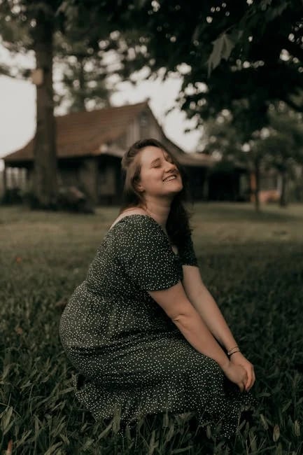 Image describing How the Coperni Dress Became 2025s Best Fashion Icon