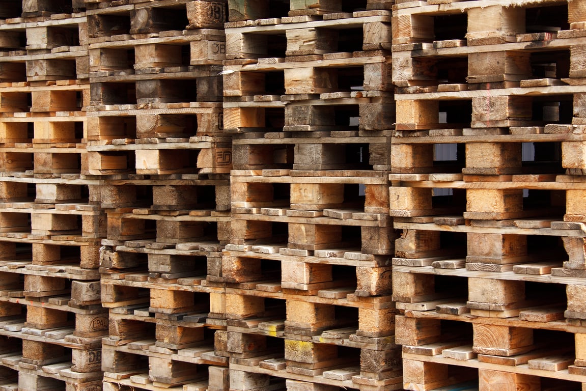 warehouse interior pallet racking