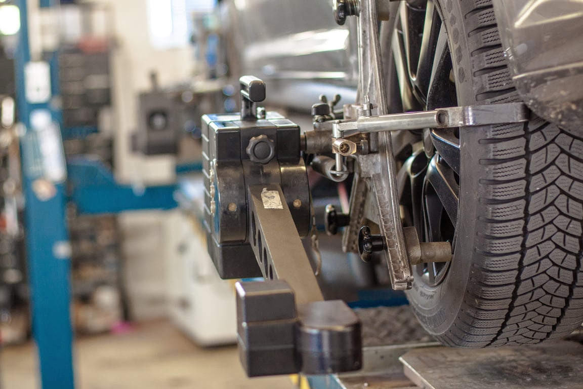 Meineke auto repair shop