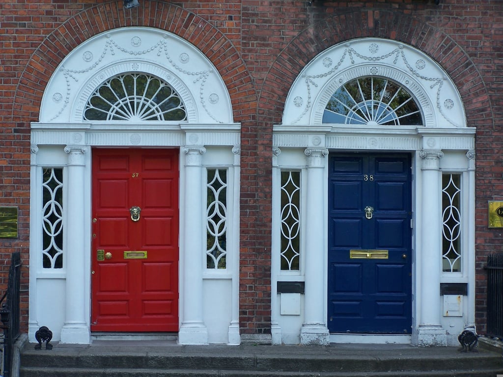 sectional garage door