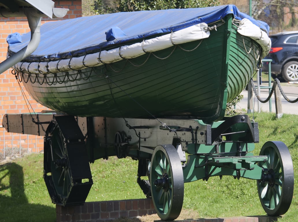 boat transport trailer