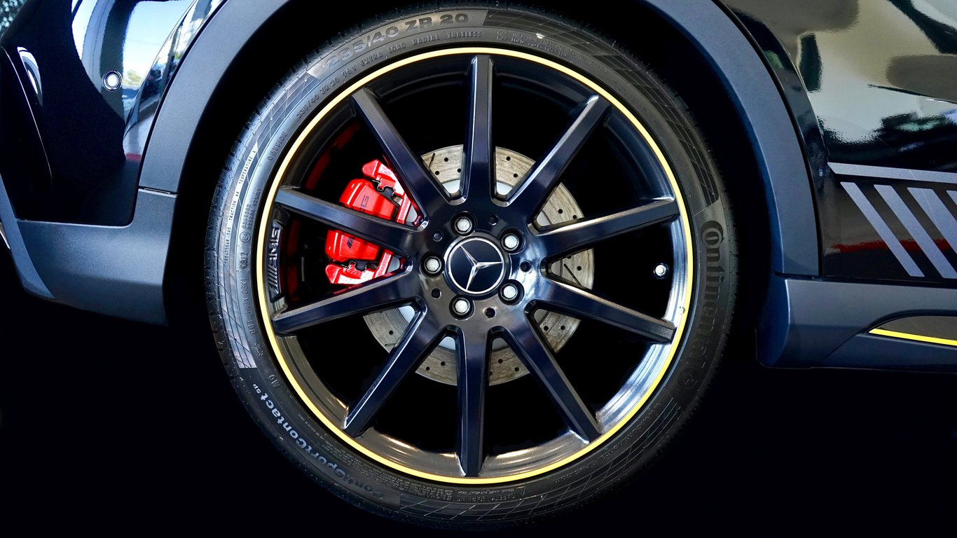 car tire tread inspection