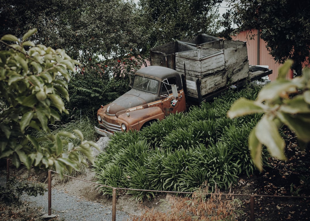 pickup truck towing trailer
