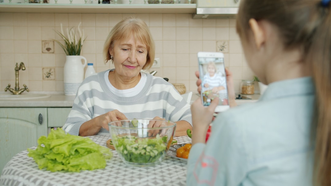 Diet for Healthy Aging: Practical Nutrition for Independence and Everyday Living