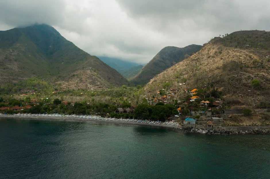 Image describing Top 7 Scholarships for Asian Pacific Islanders in 2025