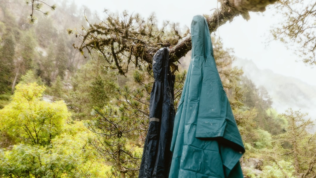 Outdoor Clothing Sale: How to Buy Weather-Ready Gear Without Compromising Safety