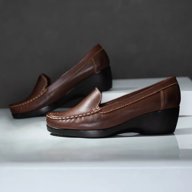 Image describing How to Get the Best Discount Womens Shoes Now (2026)