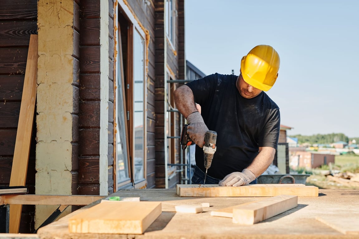 Elite Roofing: What Homeowners Should Compare Before Hiring a Contractor