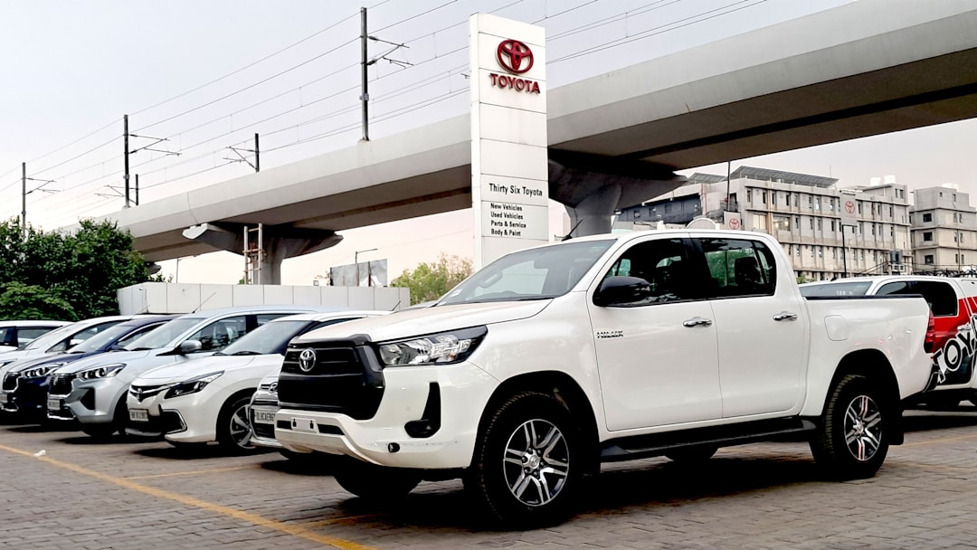 Toyota Service Center Near Me: How to Choose the Right Shop for Maintenance and Repairs