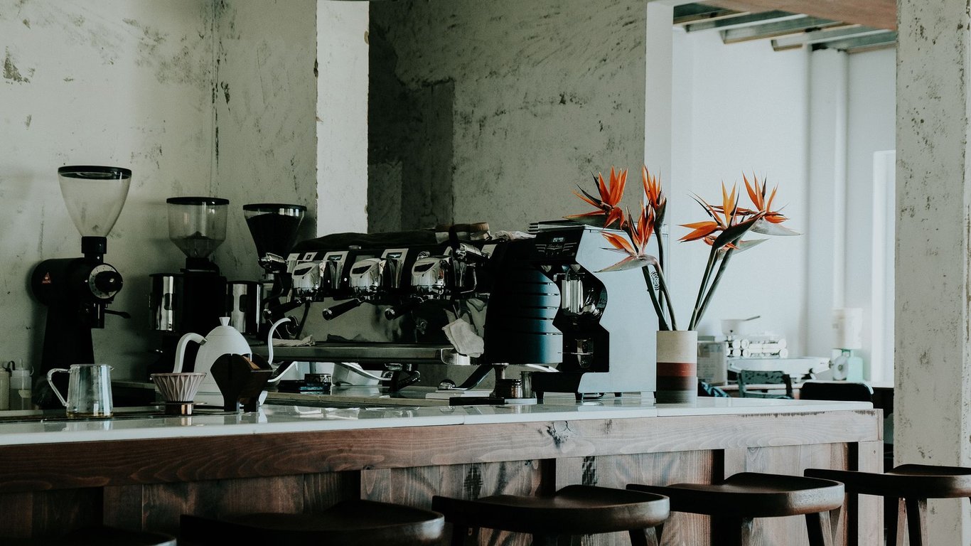 Horse Trailer Coffee Bar: Design, Permits, and Setup Decisions That Matter