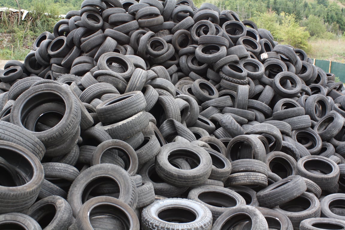 used car tire inspection