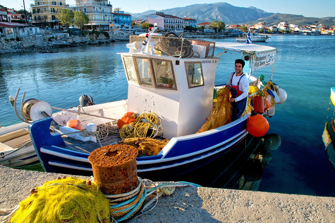 fishing pontoon boat