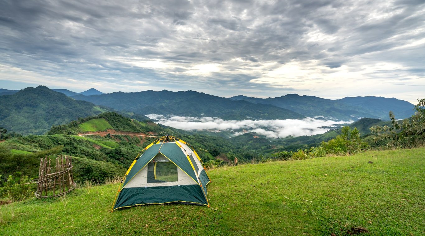 Hiking and Camping Near Me: How to Find Safe, Well-Planned Local Getaways