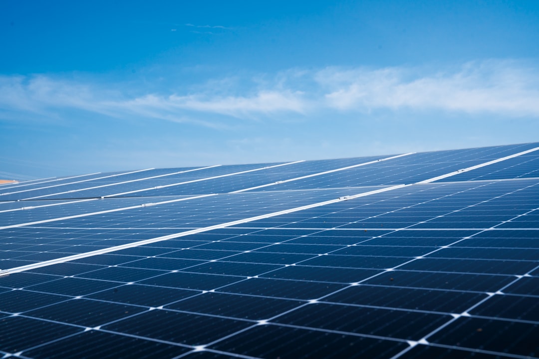 Photovoltaic Cell Basics: What Homeowners Should Know Before Choosing Solar Panels