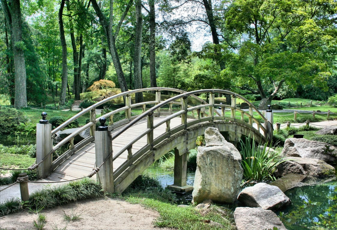 garden walkway