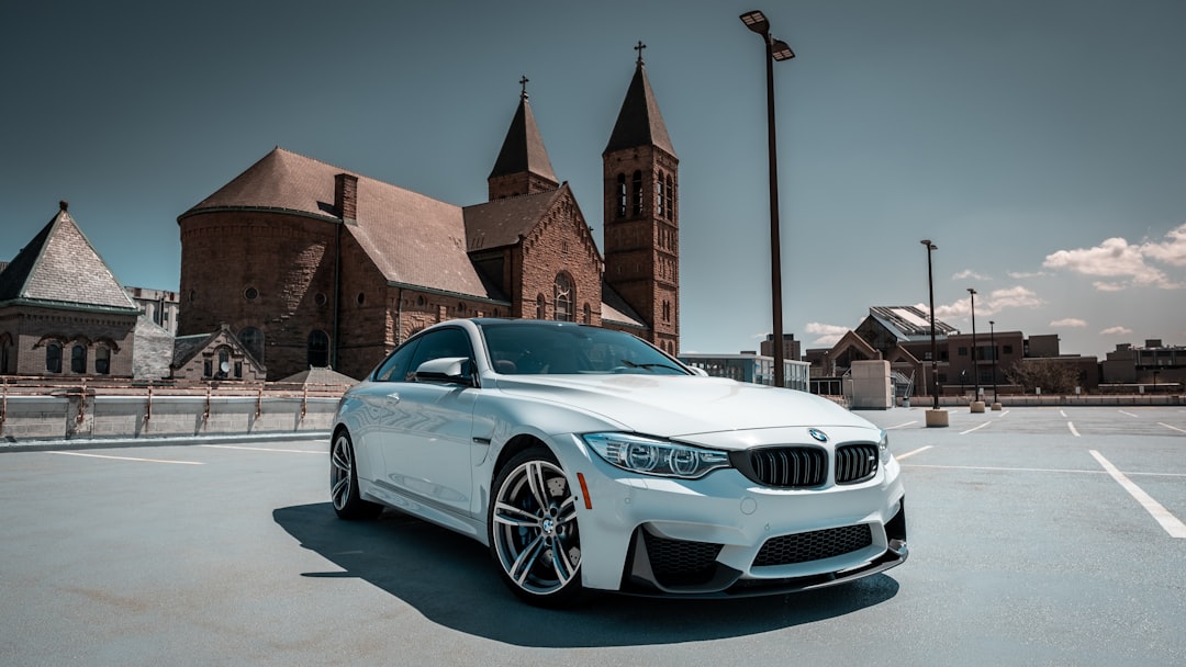 BMW Mechanic Near Me: How to Choose a Qualified Local Specialist