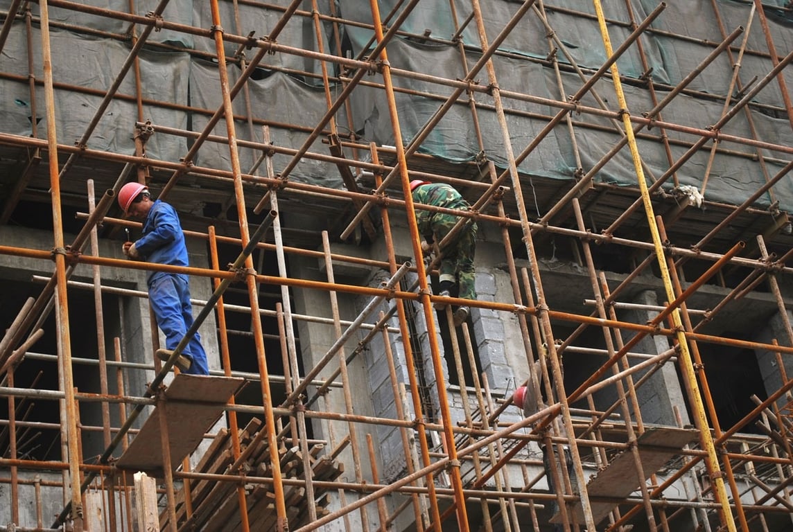 telehandler construction site