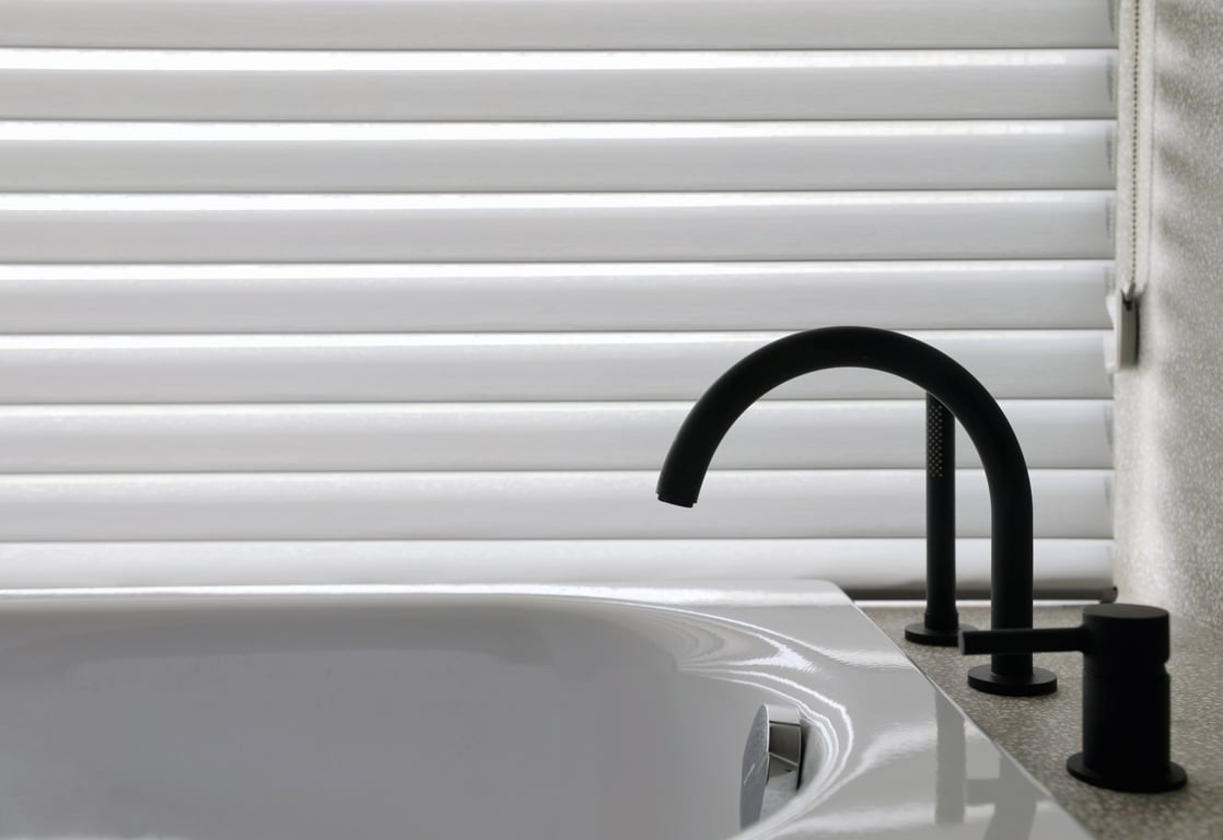 freestanding jetted tub