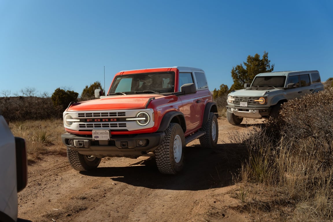 Ford Bronco off-road