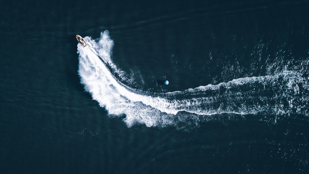 Best Fish and Ski Boats: How to Choose the Right Crossover for Your Family