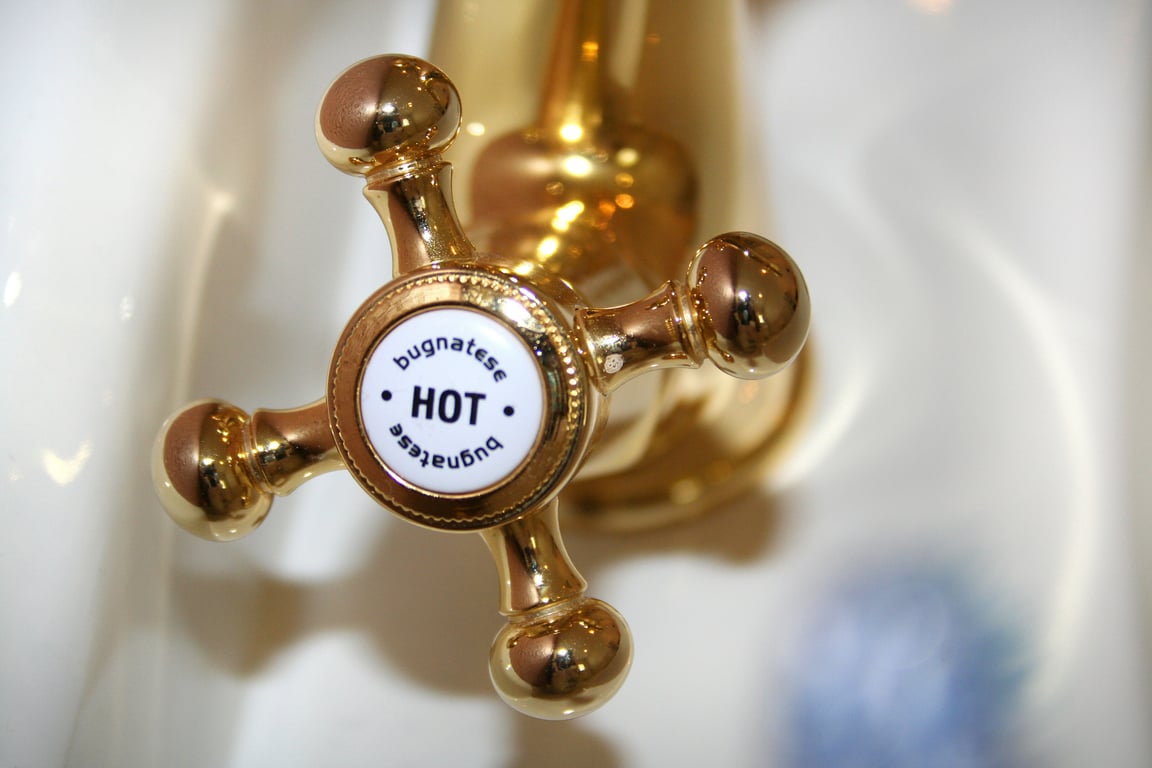 bathroom sink faucet installation