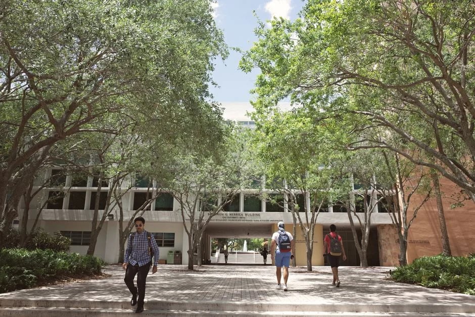 Image describing Top 10 Best Finance Colleges for 2026—Ranked Now!