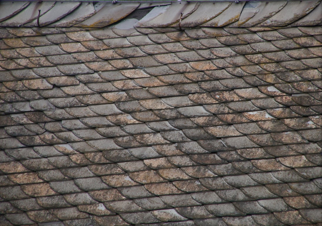 damaged roof soffit
