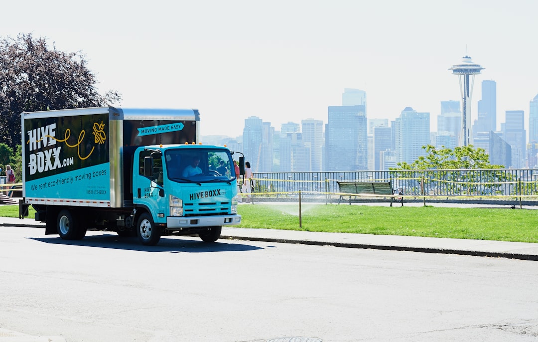 24ft Box Truck Rental: How to Choose the Right Vehicle for Your Business Load