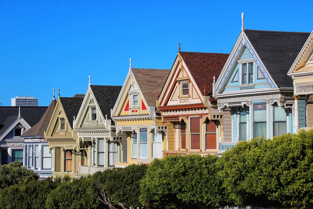 Roof Cost: What U.S. Homeowners Should Budget Before Replacing a Roof