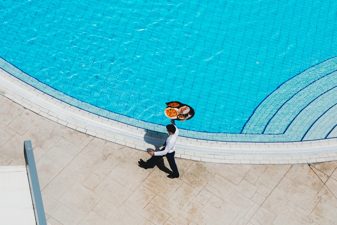 Commercial Pool Cleaner: What Homeowners Should Know Before Buying