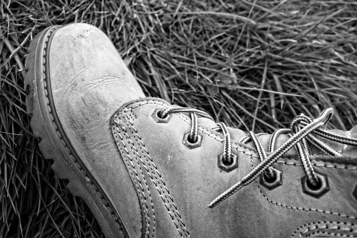 hiking boots fitting