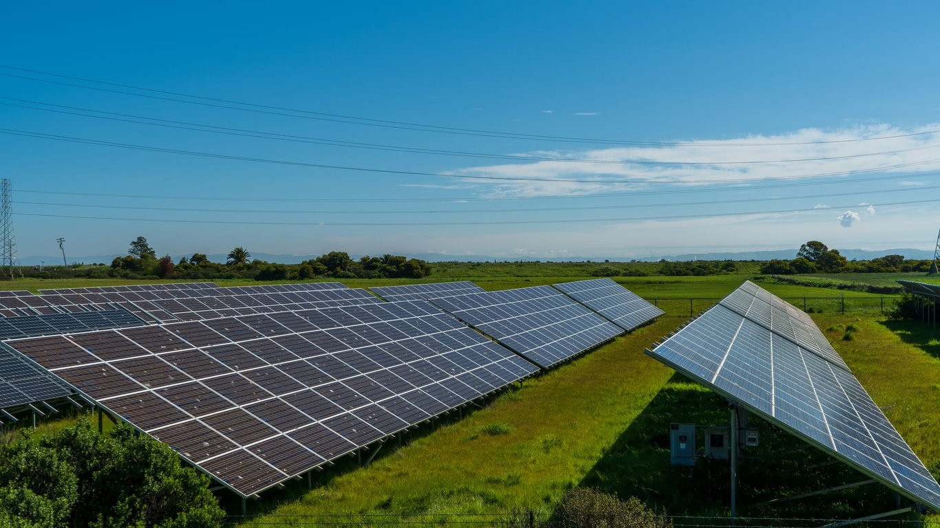 Solar Electric Cars: What Solar Panels Can—and Can’t—Do for EV Drivers