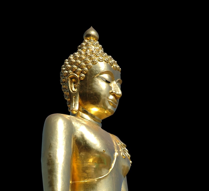 Los Angeles Thai Town Apsonsi statue