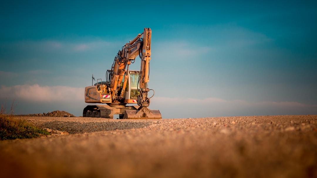 Earth Moving Equipment: Match Machine Capacity to Jobsite Costs