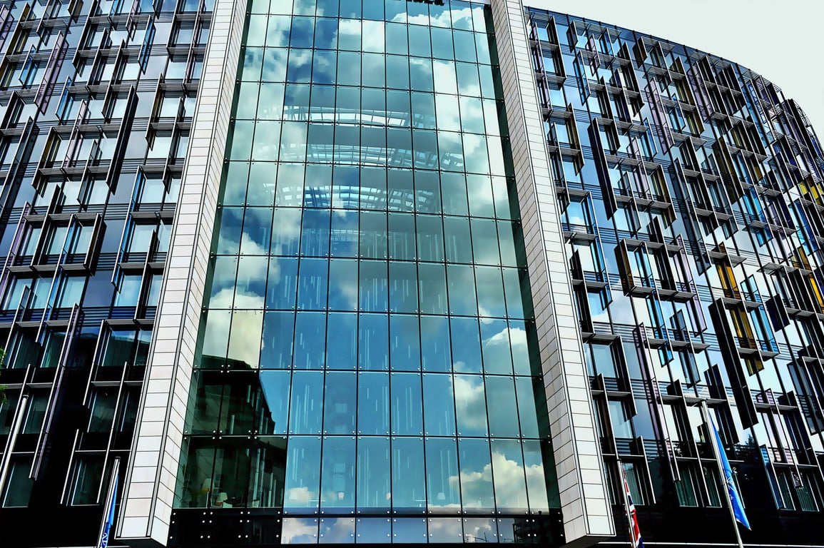 Commercial Office Cleaning Services Near Me: How to Compare Local Providers with Confidence