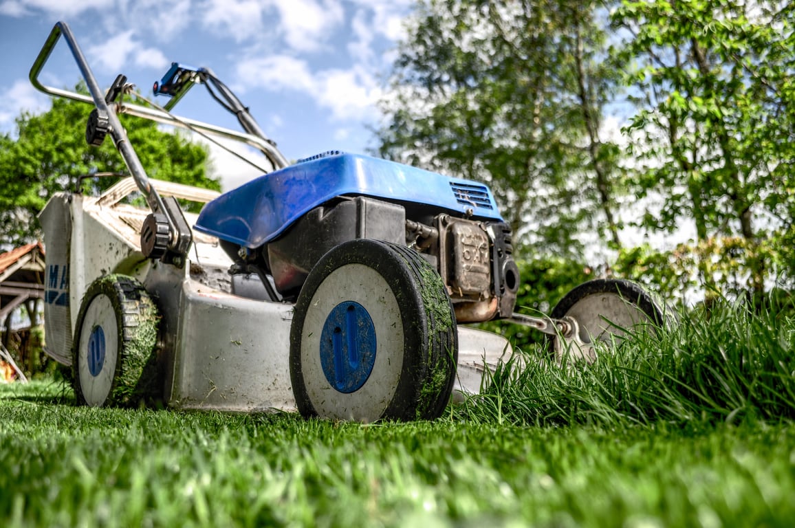 RV trailer maintenance