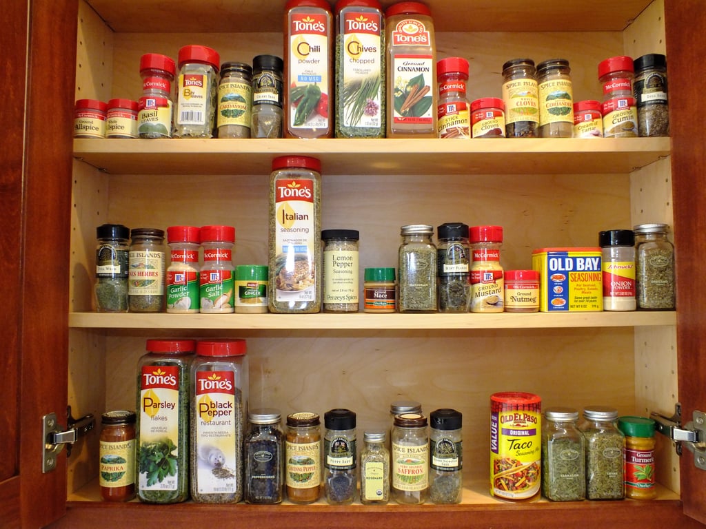 organized garage storage cabinets