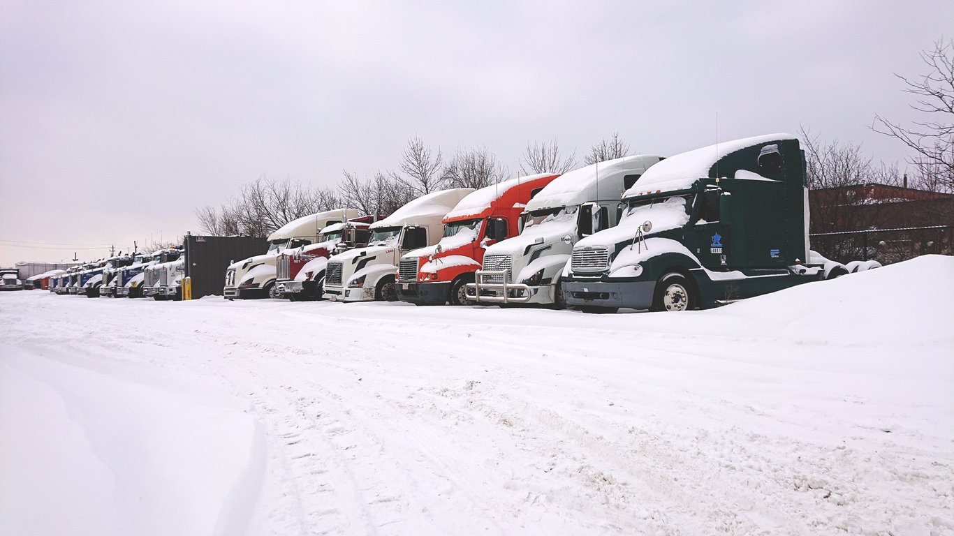 heavy-duty truck repair shop