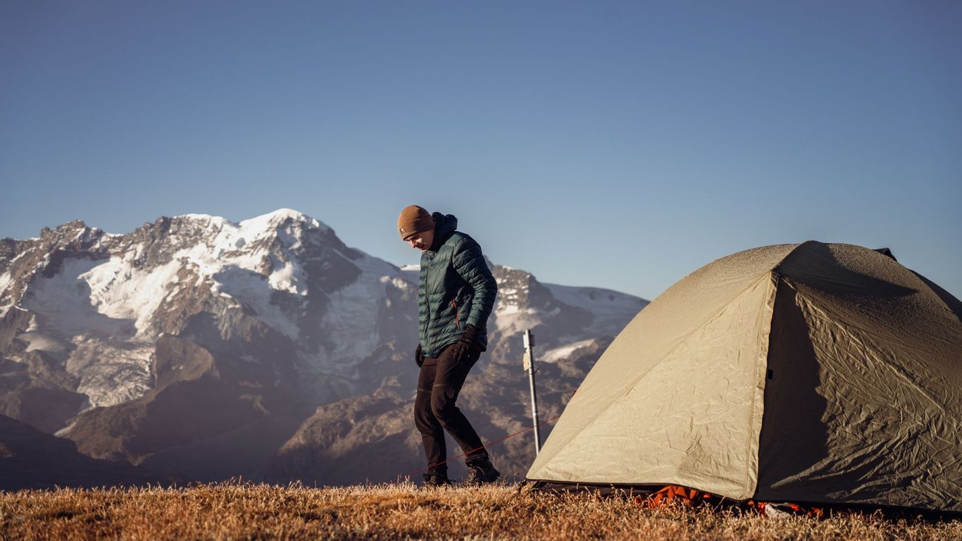 Winter Camping: The Gear and Safety Decisions That Matter Most