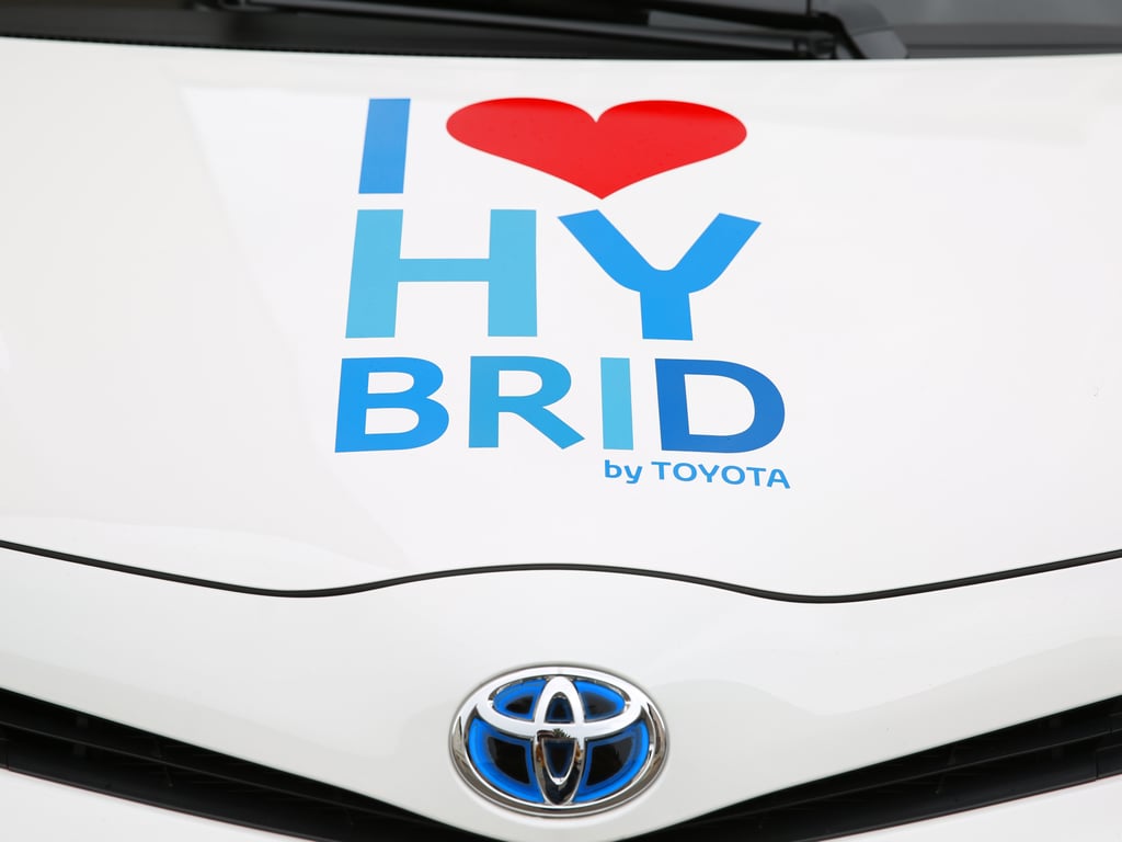 Toyota hybrid service technician