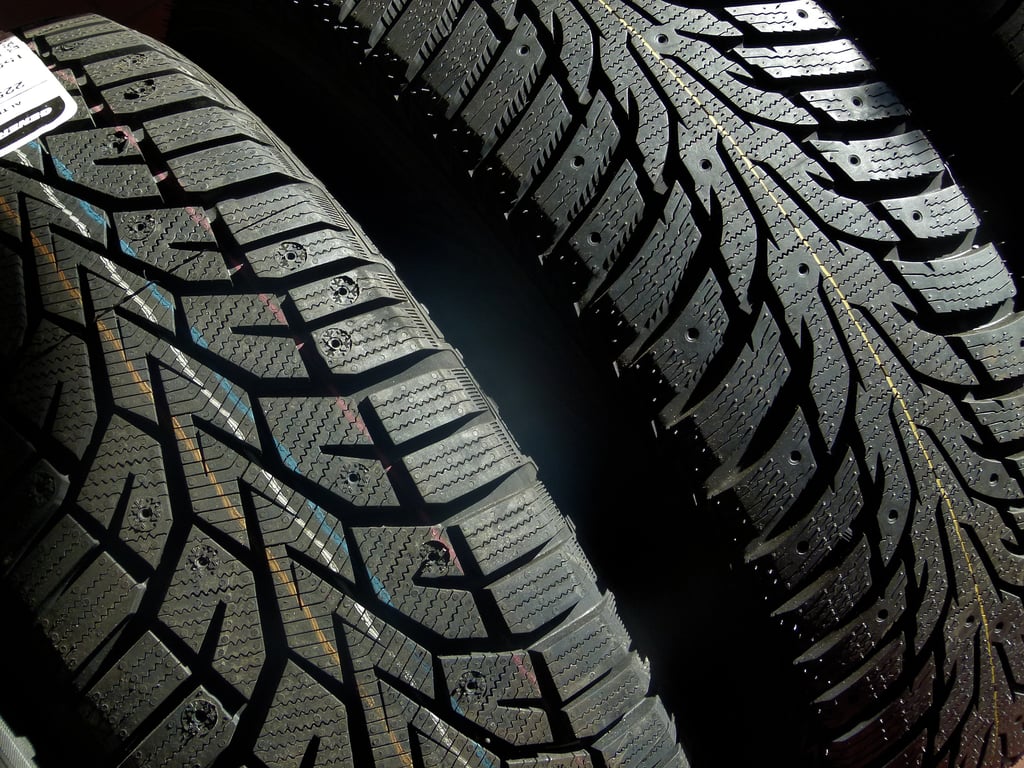 tyre shop wheel balancing