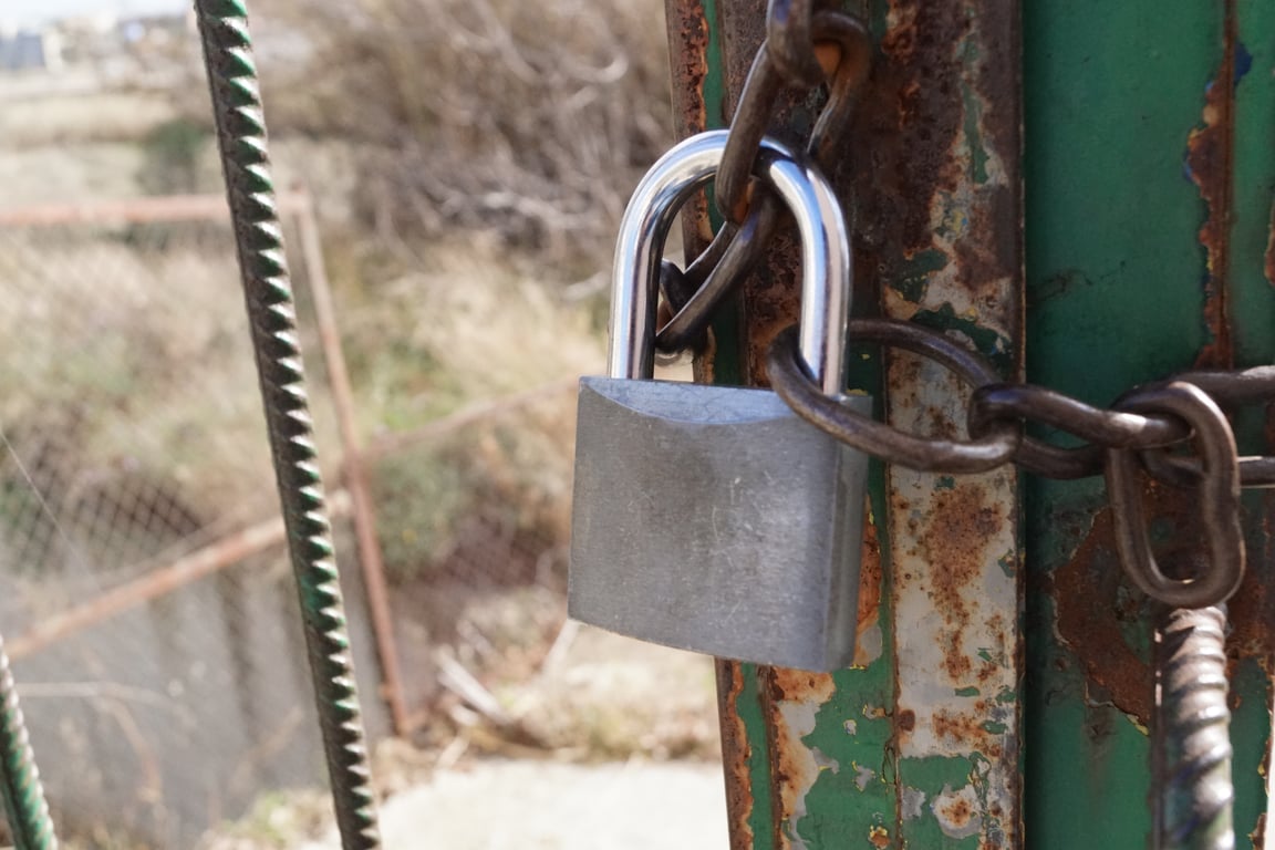 trailer hitch safety chains