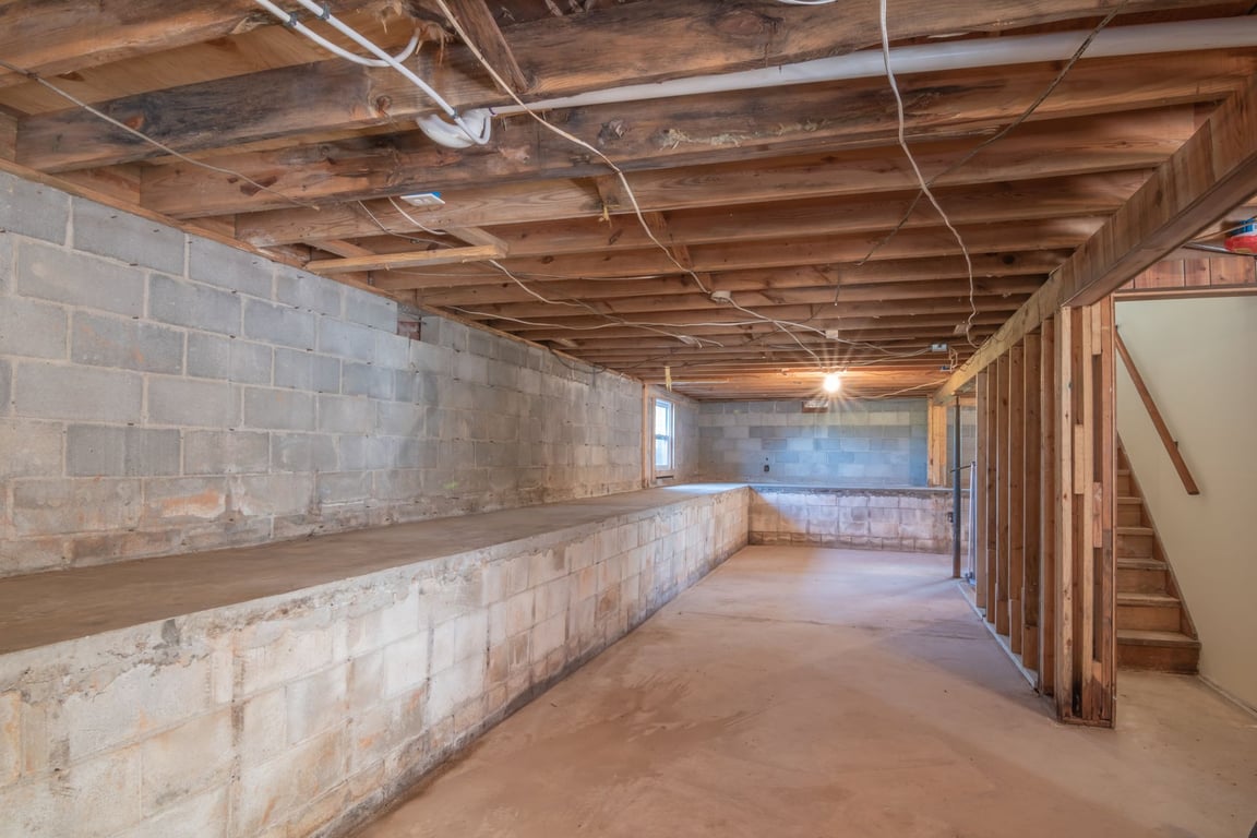 Basement Remodel Contractors: How to Vet the Right Pro Before You Hire