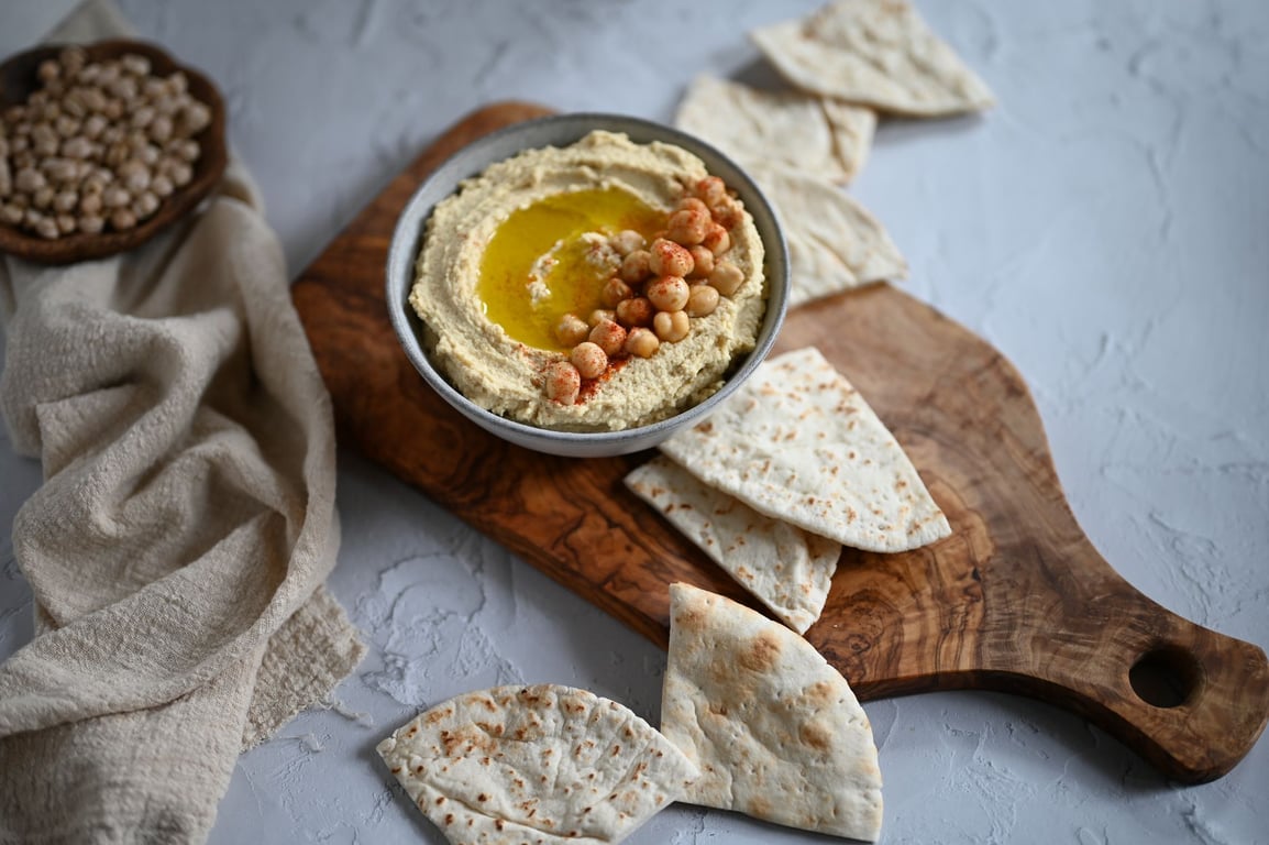 Mediterranean Meal Prep for Food Trailers: Build a Fast, Flavor-Forward Menu