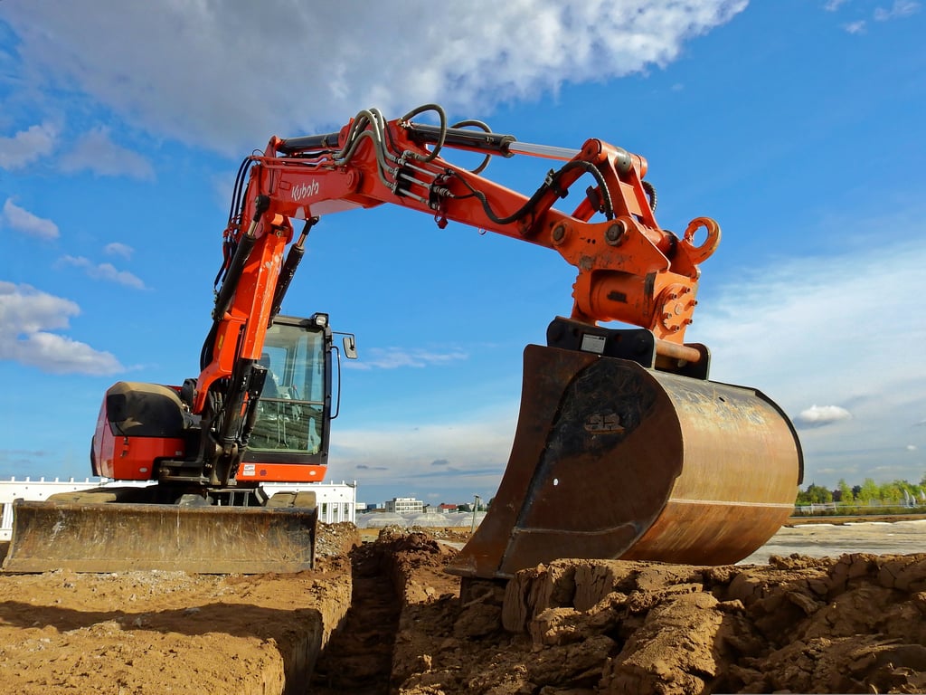construction excavator rental
